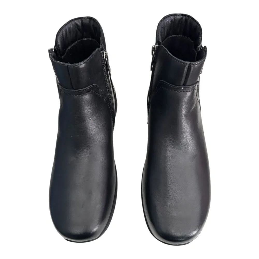 Propet Delphi Boots Womens Size 8.5 X 2E Black WFA006L Waterproof Zipper Comfort